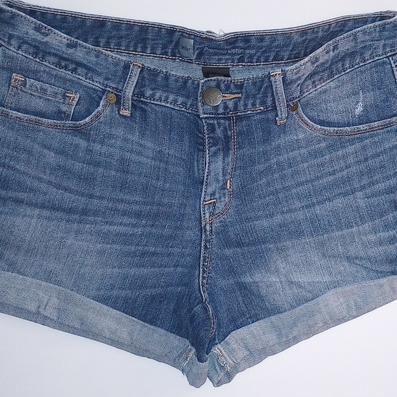 Mossimo Shorts - Picture 2 of 4